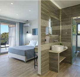 3 bedroom villa with pool & sea views, Agios Mathaios, sleeps 6